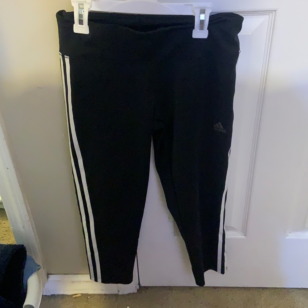 Black cropped adidas leggings